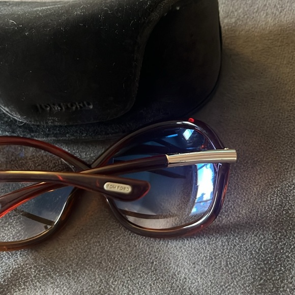 *SOLD* Tom Ford Whitney Sunglasses Red Brown Gold Tone Butterfly With Hard Case - Picture 8 of 14
